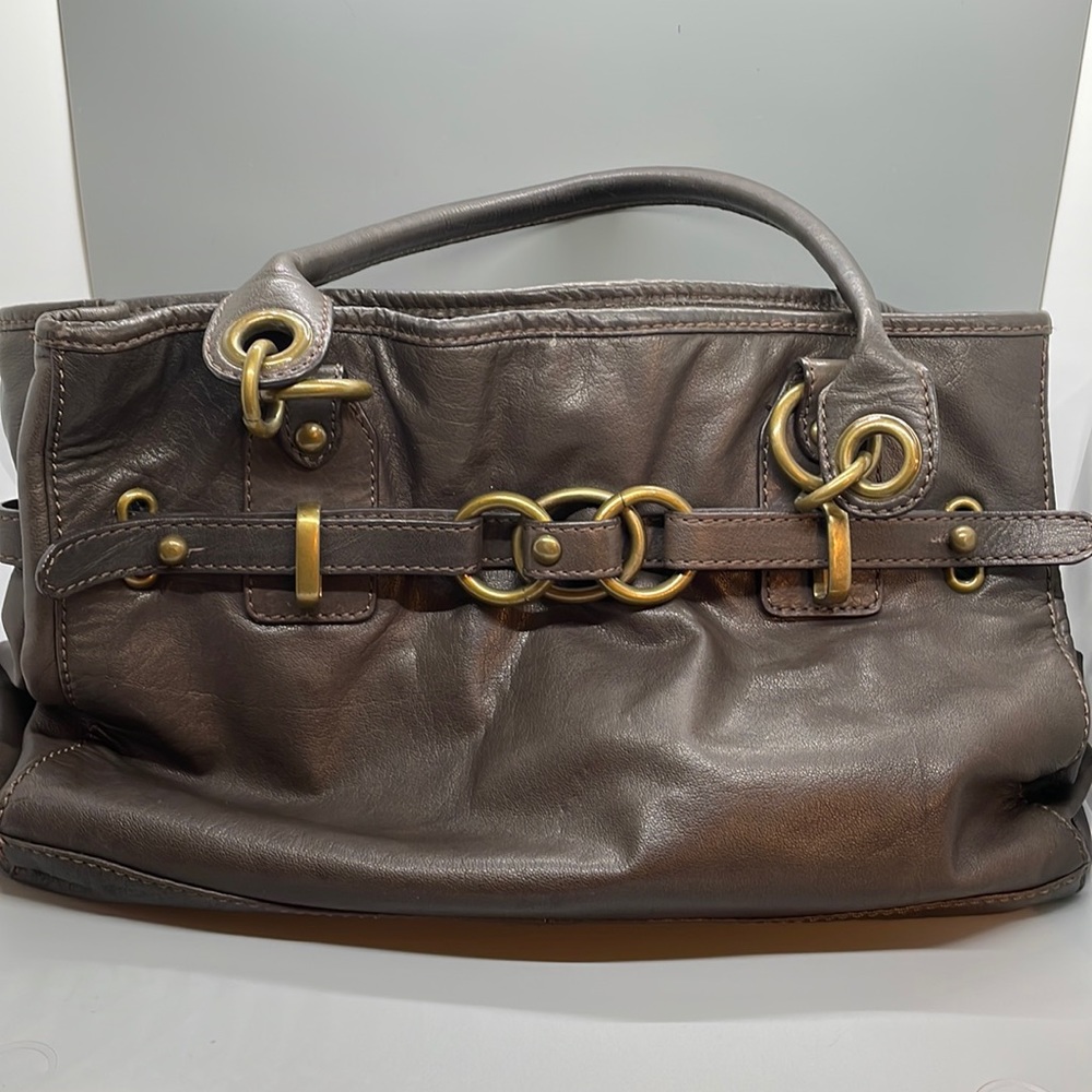 Wilson Leather bag with gold ring details